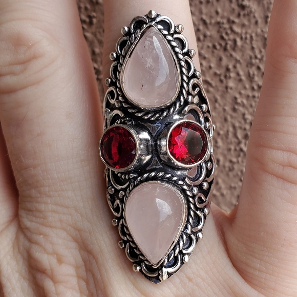 New Rose Quartz and Garnet 925 Silver Statement Ring. - Picture 4 of 15